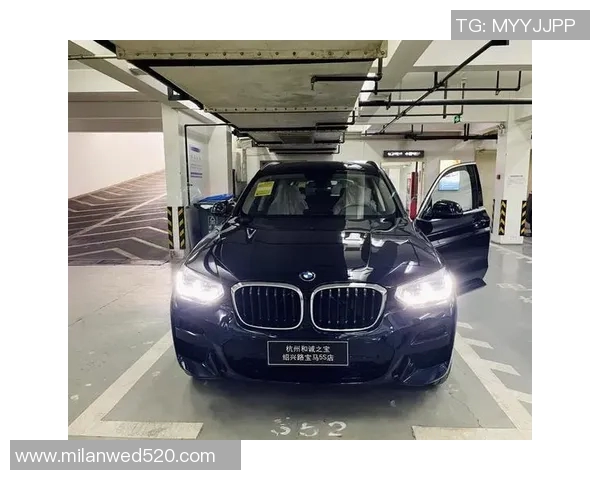 宝马豪送足球明星豪车助力梦想成真 宝马豪送足球明星豪车助力梦想成真