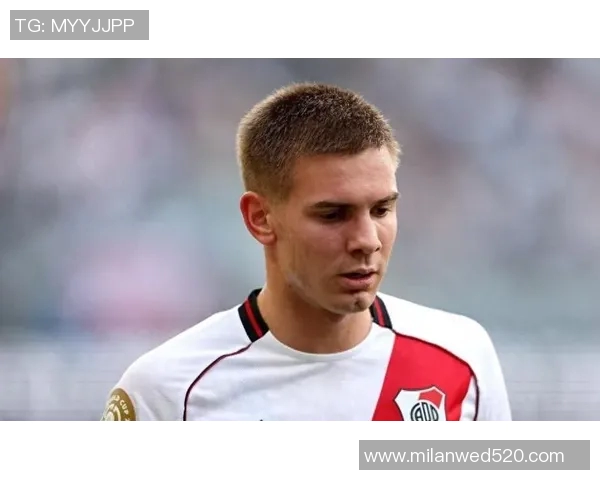 足球明星傻笑背后的故事揭秘你不知道的趣事与感人瞬间 足球明星傻笑背后的故事揭秘你不知道的趣事与感人瞬间