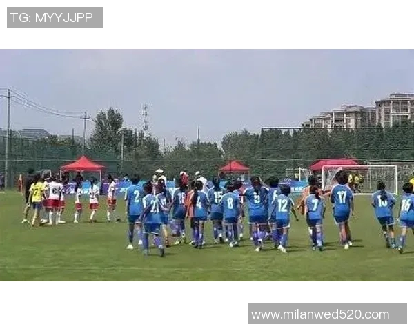 足球明星对决精彩瞬间模板图片分享让你感受绿茵场上的激情与魅力